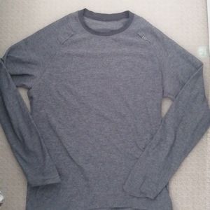 Men's Lululemon long sleeve top